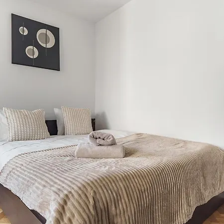 Center Urban Loft Nowolipki شقة *